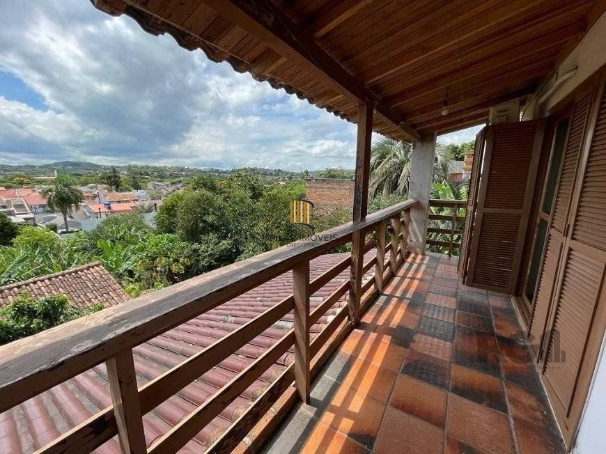 Casa de 4 dormitórios, bairro Ipanema