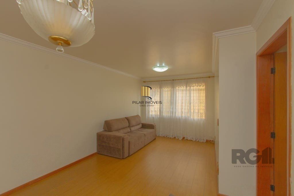 Excelente apartamento de 99m² com 3 dormitórios no bairro Petrópolis.
