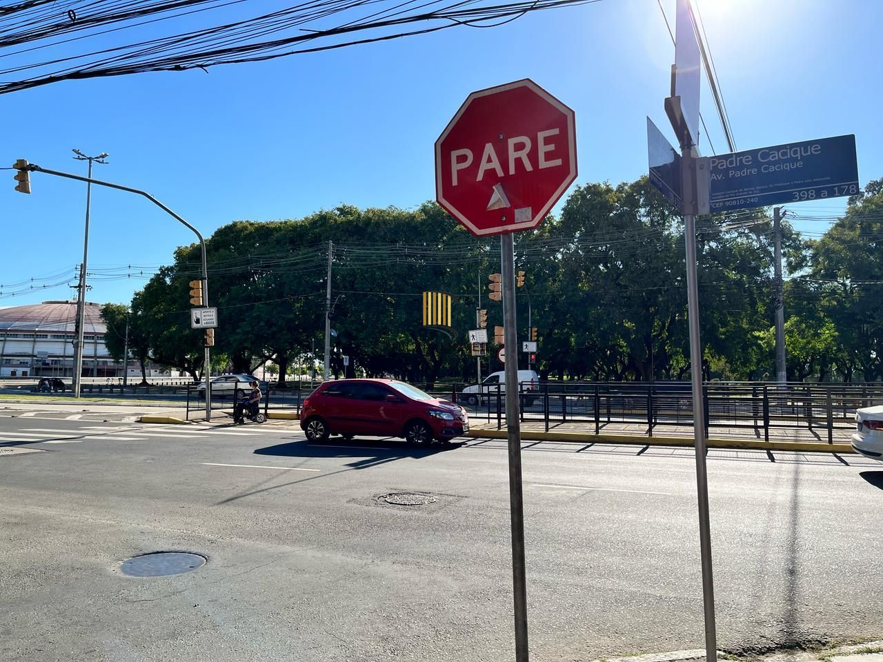 Apartamento 2 dormitórios no bairro Menino Deus