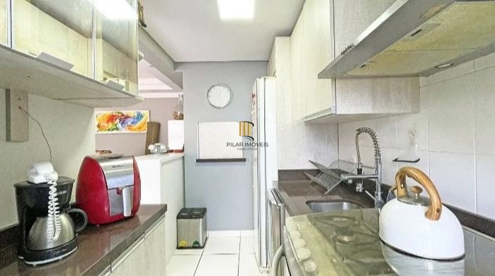 Apartamento com 3 quartos e 80m² à venda em Jardim Carvalho, Porto Alegre