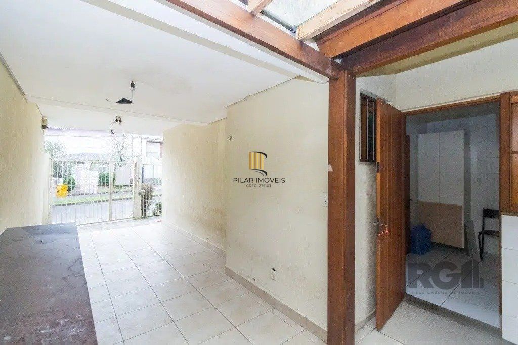 Casa com 3 dormitórios no bairro Jardim Itu