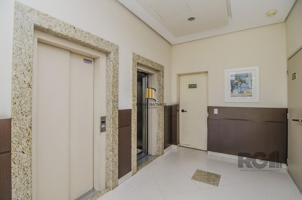 Apartamento 95m² - semi mobiliado, 3 dormitórios, 1 suíte e 2 vagas no bairro Passo da Areia