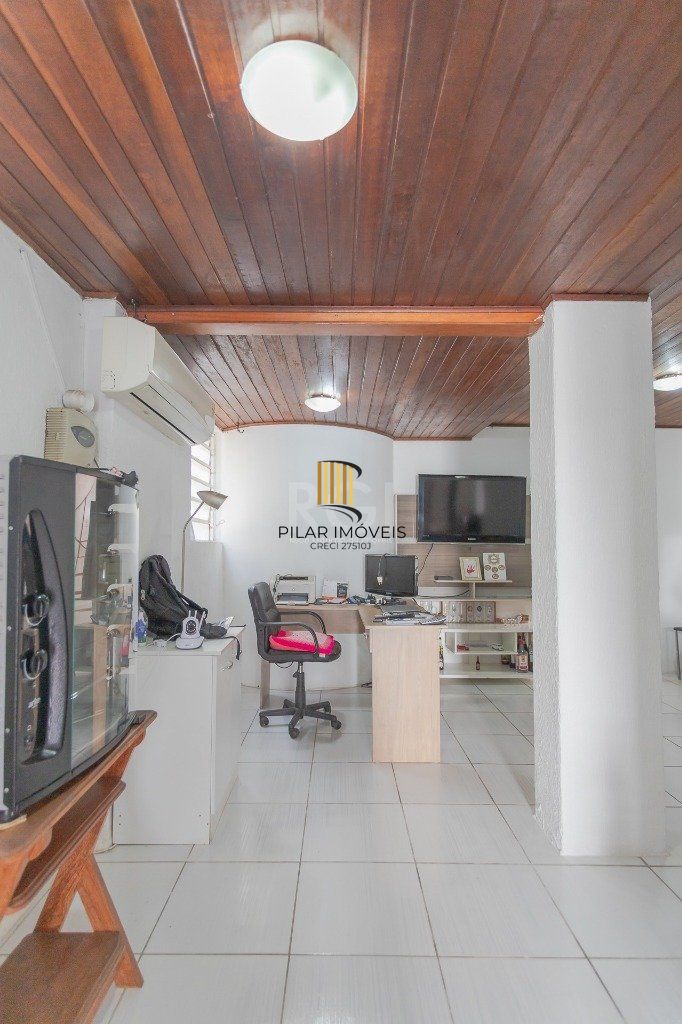 Casa 4 Dormitório(s) Bairro Glória