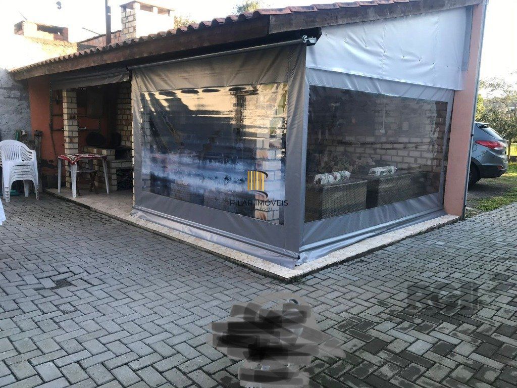 Excelente casa de 130m² com 2 dormitórios e piscina.