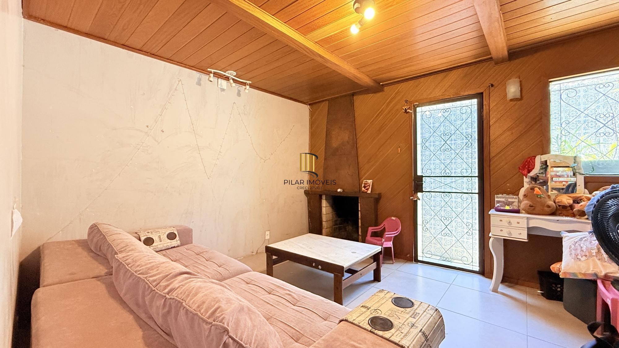 Casa 4 dormitórios no bairro Teresópolis