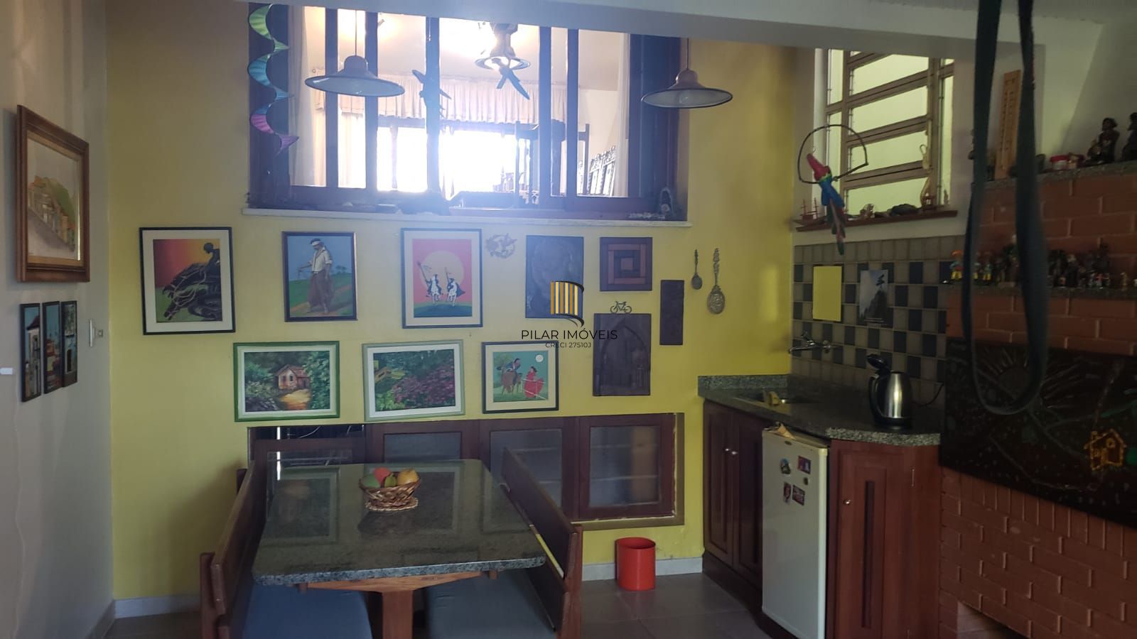 Casa 5 dormitórios no bairro Teresópolis