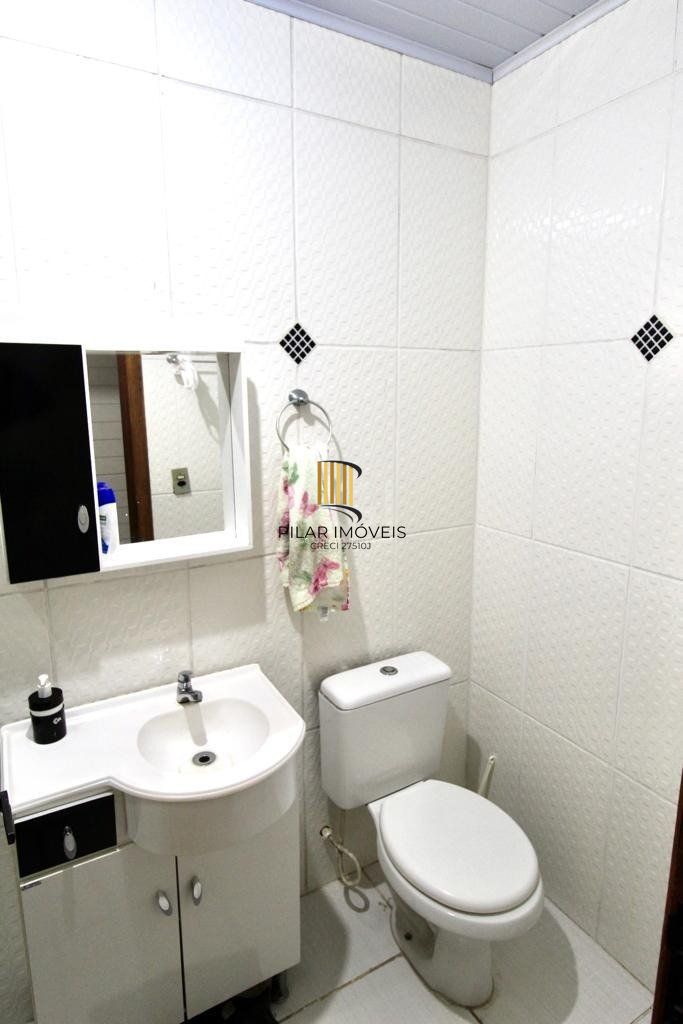 Casa para Venda - 90m², 5 dormitórios, sendo 1 suites, 5 vagas - Teresópolis