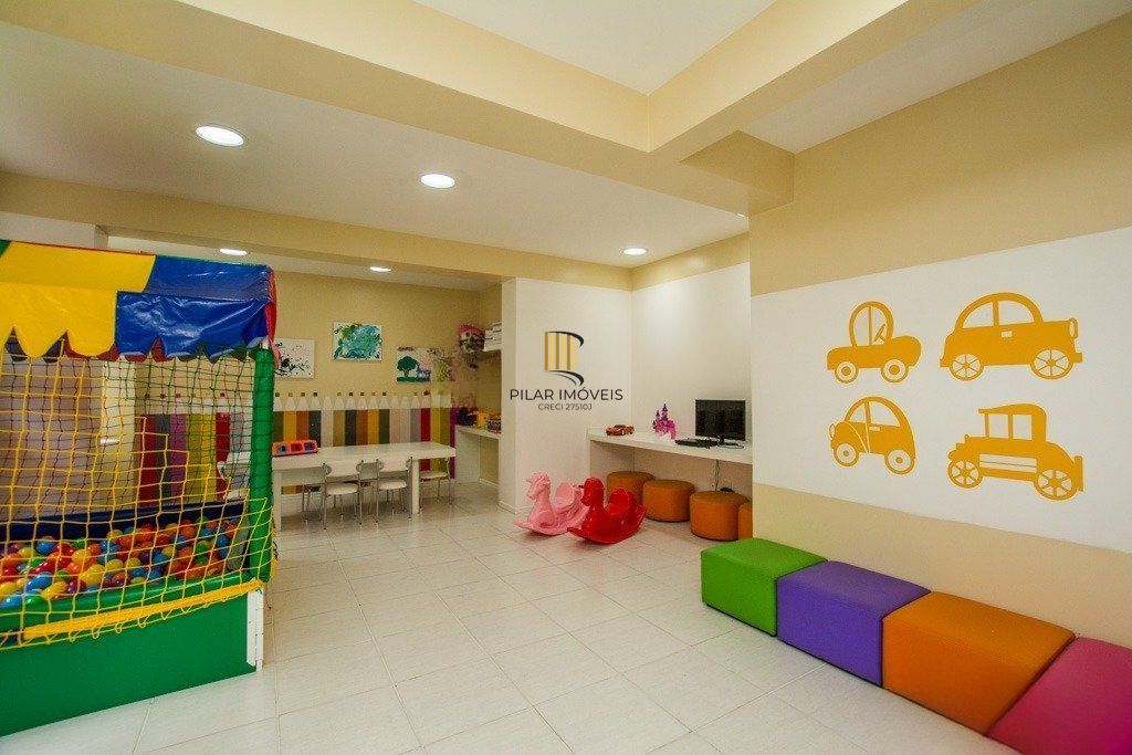 Apartamento 3 dormitórios com suíte, 62 m² no Sarandi em Porto Alegre/RS.