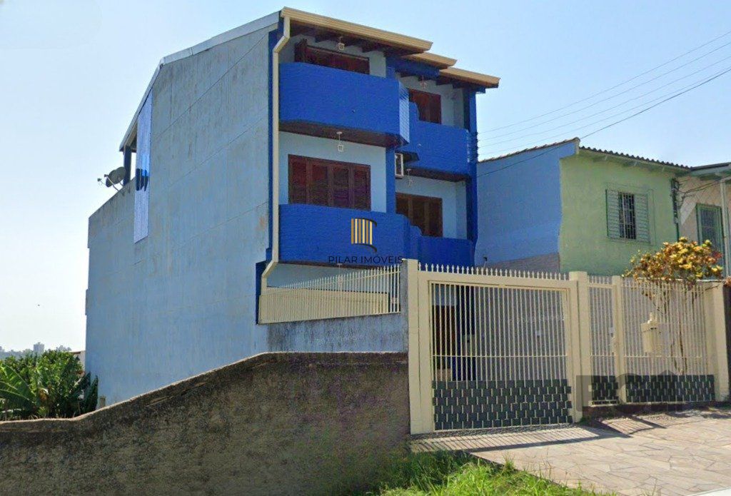 Casa 420m², 4 dormitórios, 3 vagas no bairro Partenon