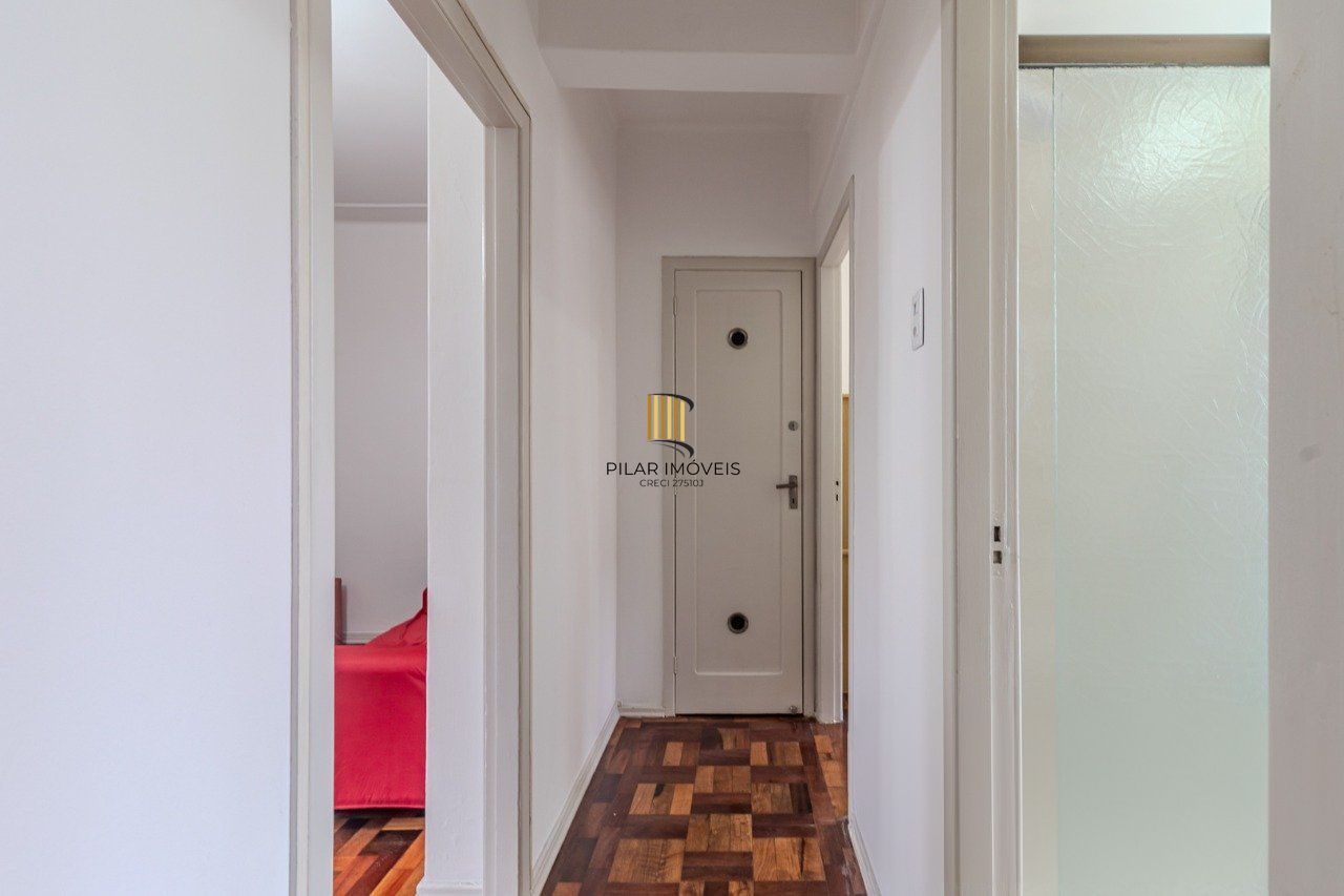 Apartamento 2 dormitórios no Centro Histórico