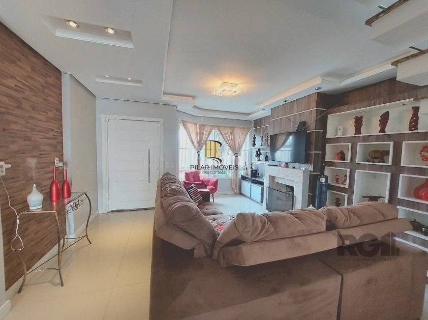 Excelente casa de 250m² com 3 dormitórios no bairro Sarandi.