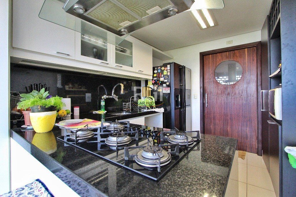 Cobertura para Venda - 177.81m², 3 dormitórios, sendo 1 suites, 1 vaga - Teresópolis