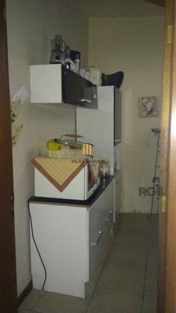 Casa de 3 dormitórios no bairro  Sarandi