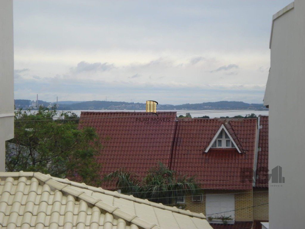 Casa 3 dormitórios no bairro Ipanema