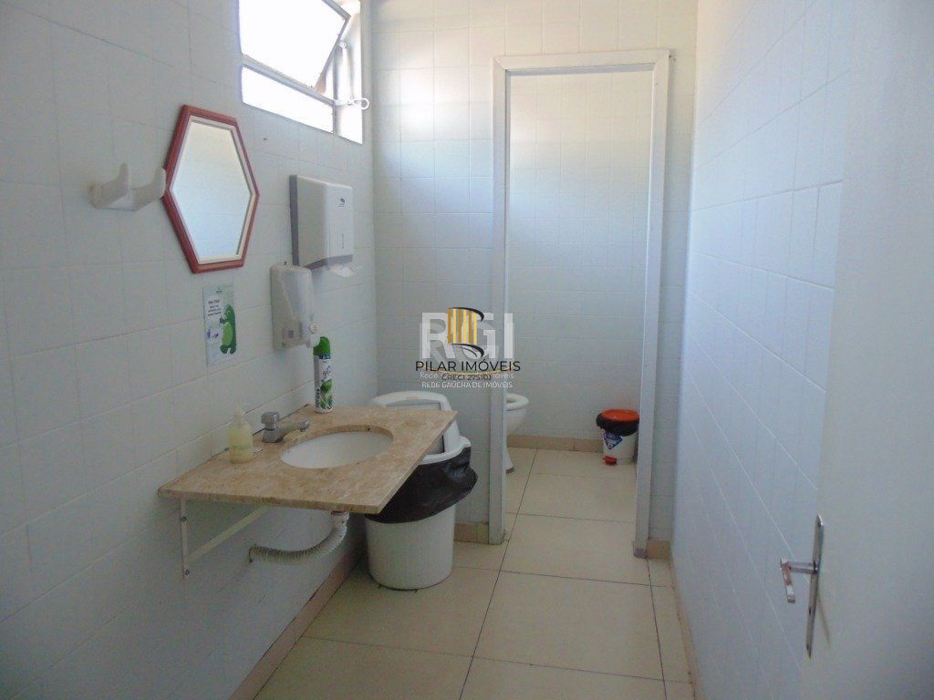 Predio para Venda - 2000m², 0 dormitórios, Teresópolis