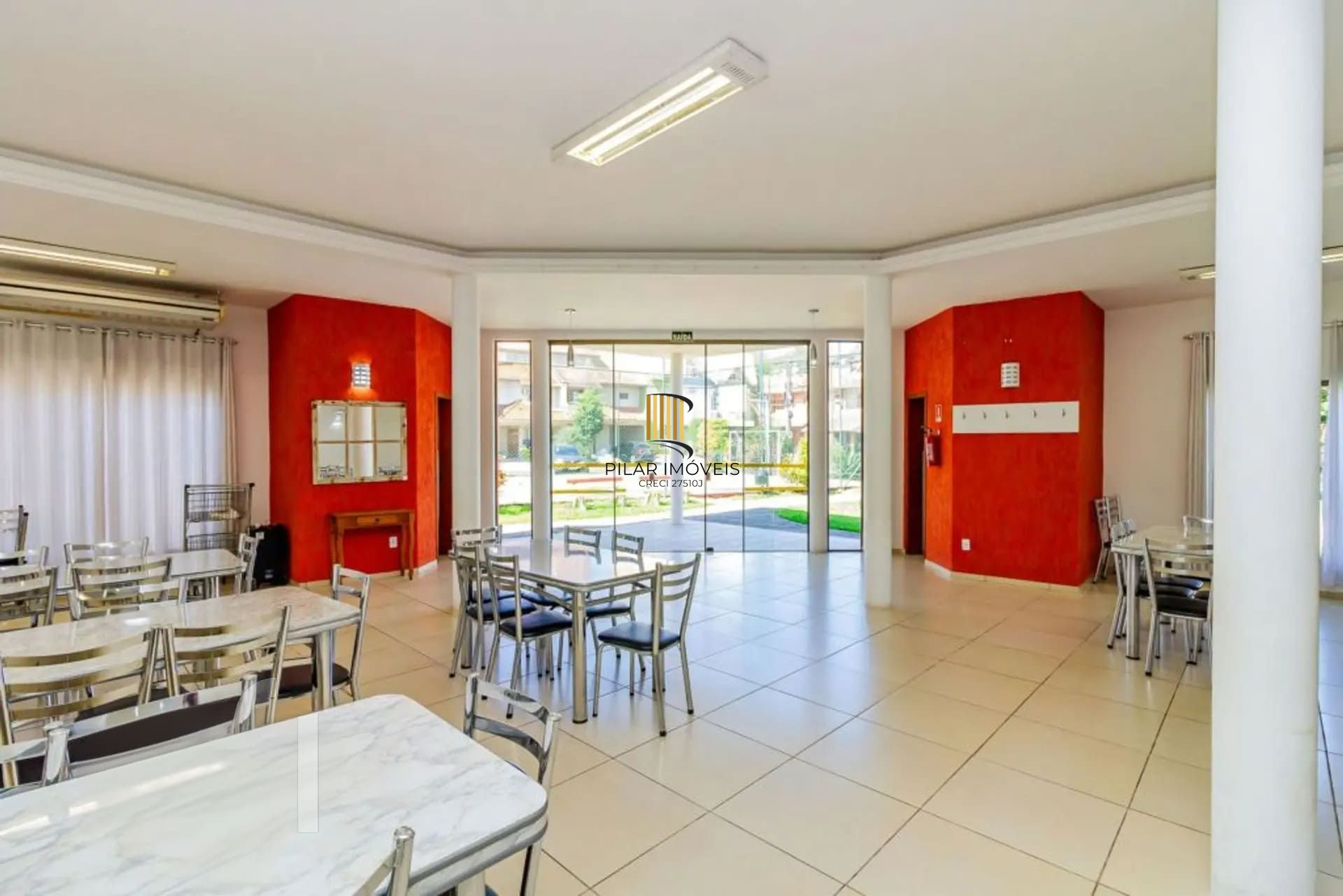 Casa em Condomínio de 3 dormitórios, no Bairro Ipanema