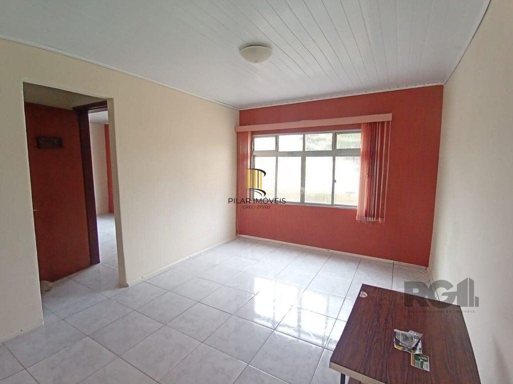 Casa de 2 dormitórios no bairro Campo Novo