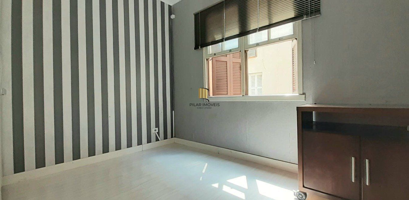 Apartamento de 2 dormitórios à venda no Bairro Menino Deus, Porto Alegre