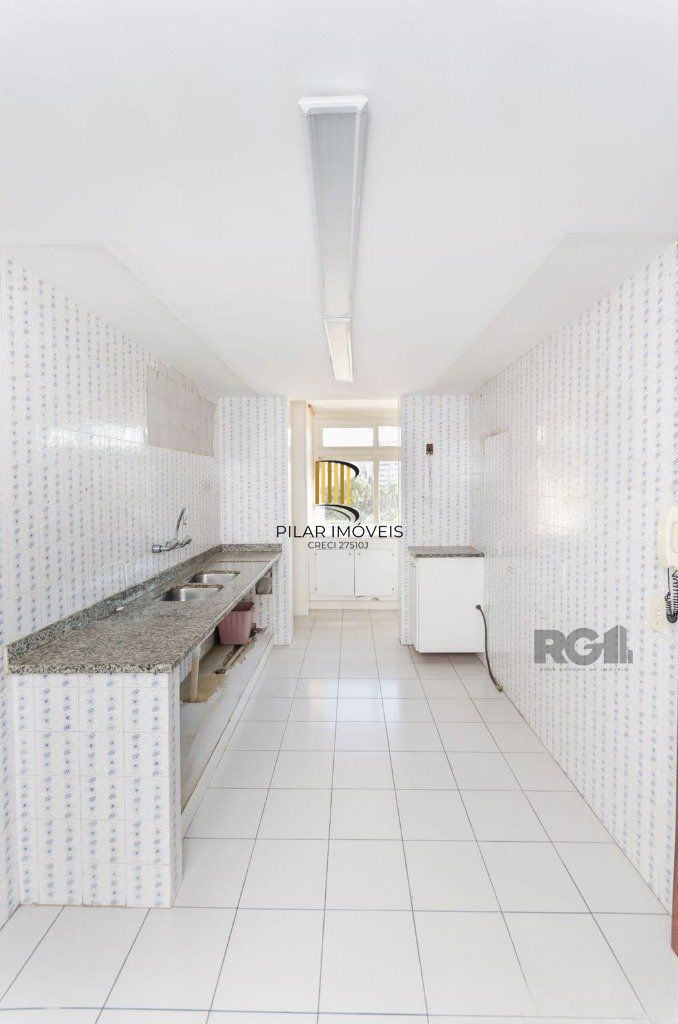 Apartamento 152m², 3 dormitórios, 2 vagas no bairro Auxiliadora