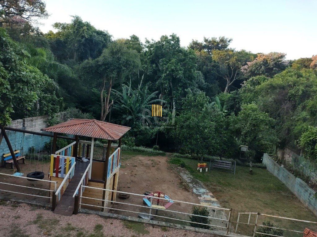 Casa 2 dormitórios no bairro Teresópolis
