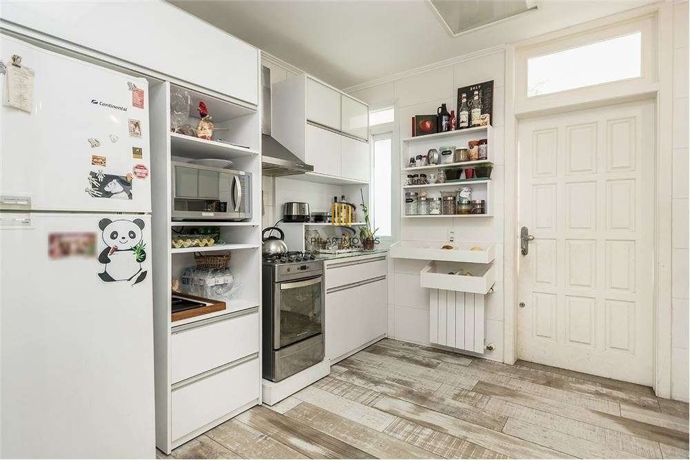 Casa de 317m², bairro jardim Lindoia