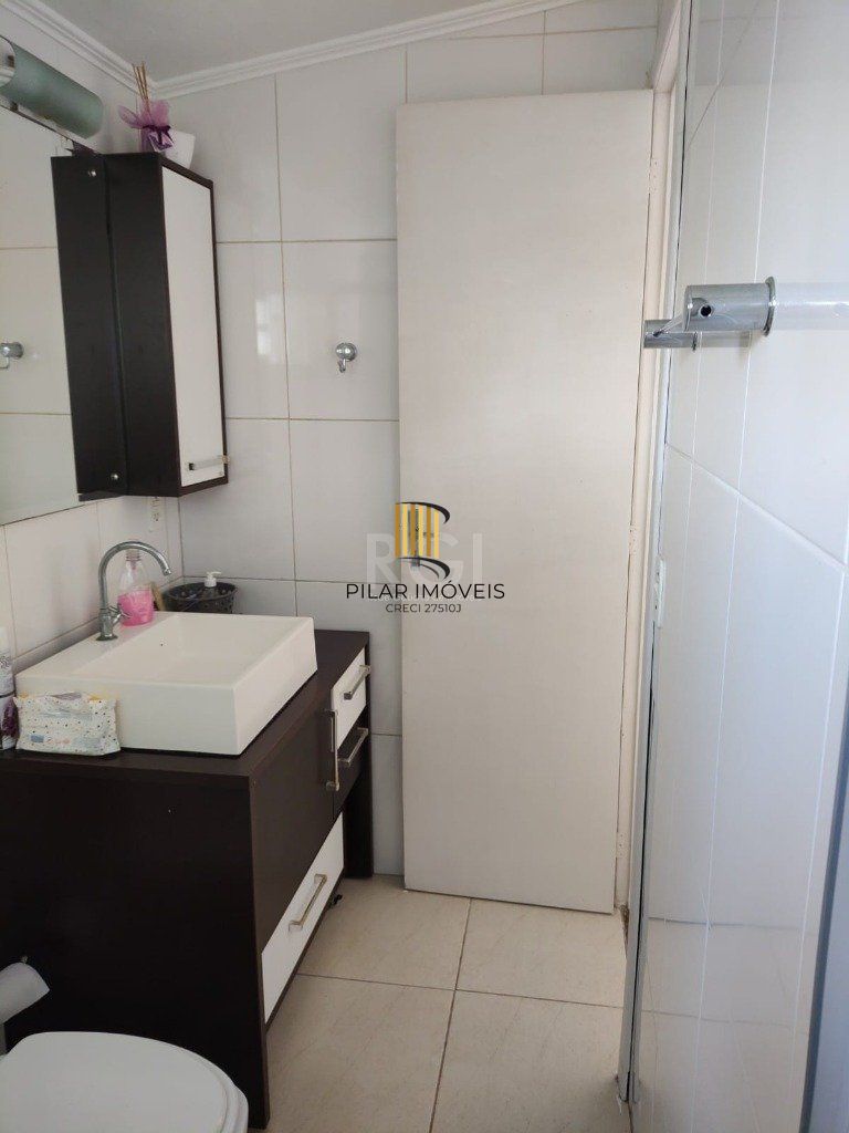 Casa para Venda - 160.78m², 4 dormitórios, sendo 2 suites, 5 vagas - Centro