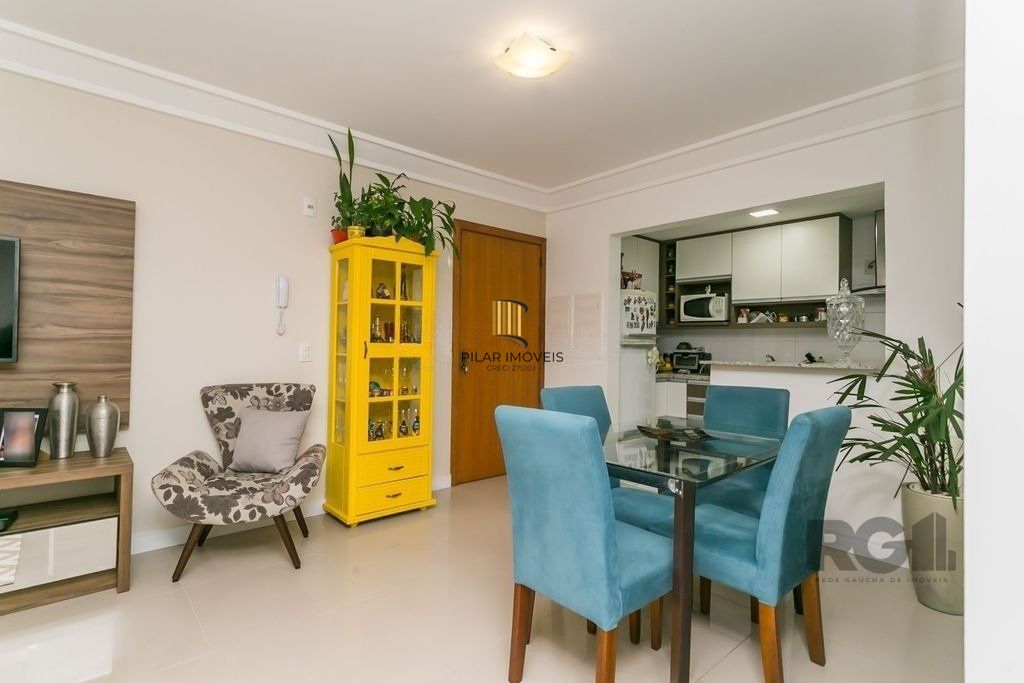Apartamento 70m² - 3 dormitórios, 1 vaga no bairro Partenon