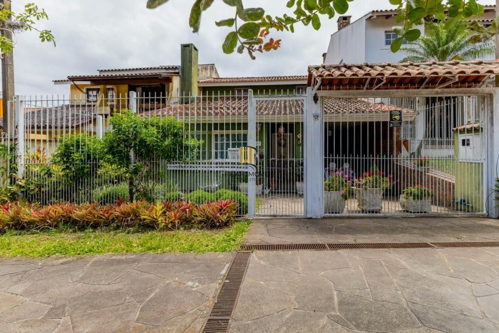 Casa 3 dormitórios no bairro Bela Vista