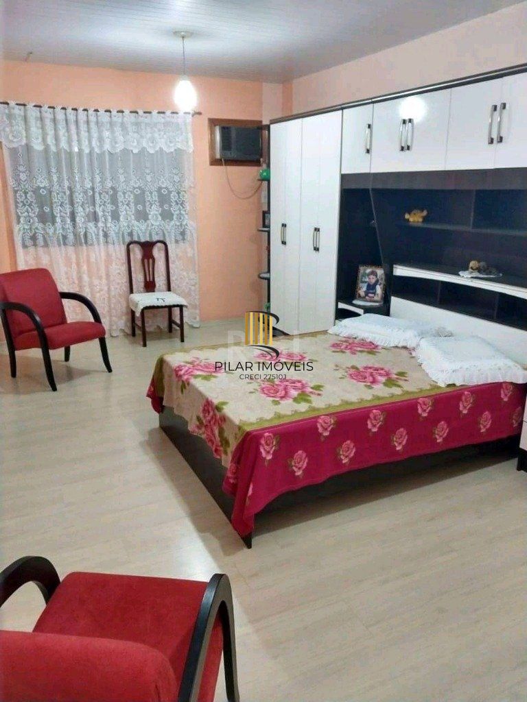 Casa para Venda - 320m², 4 dormitórios, 2 vagas - Vila Nova