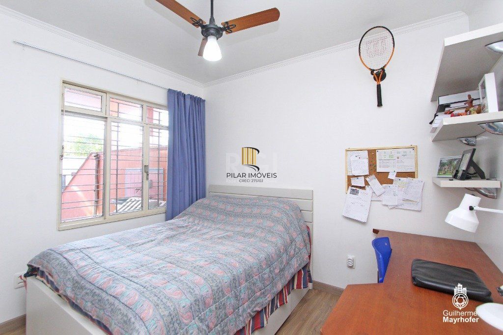 Casa para Venda - 500m², 5 dormitórios, sendo 2 suites, 5 vagas - Menino Deus