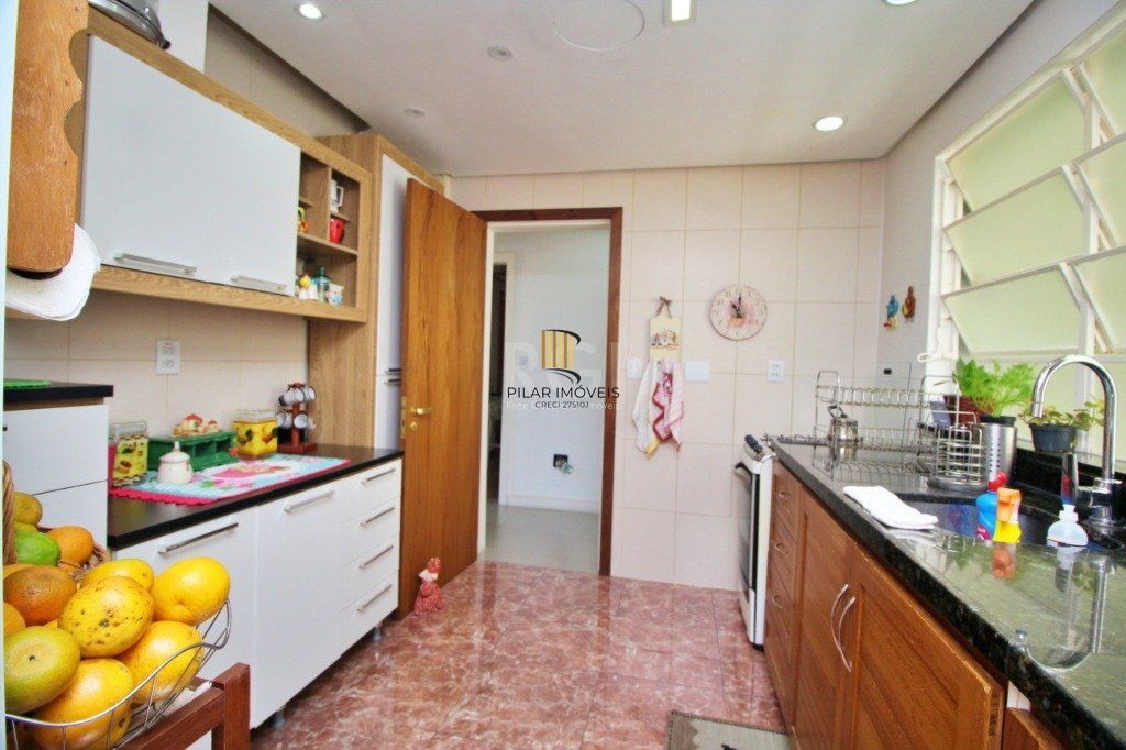 Apartamento para Venda - 103m², 3 dormitórios, sendo 1 suites, 1 vaga - Centro