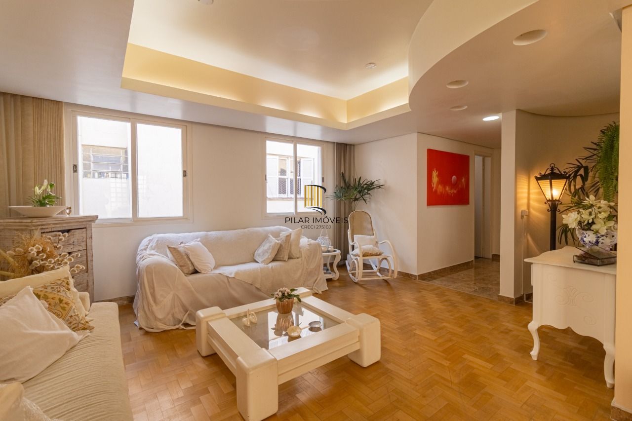 Cobertura à venda com 4 quartos 180 m²  rua Ramiro Barcelos no Bom Fim Porto Alegre