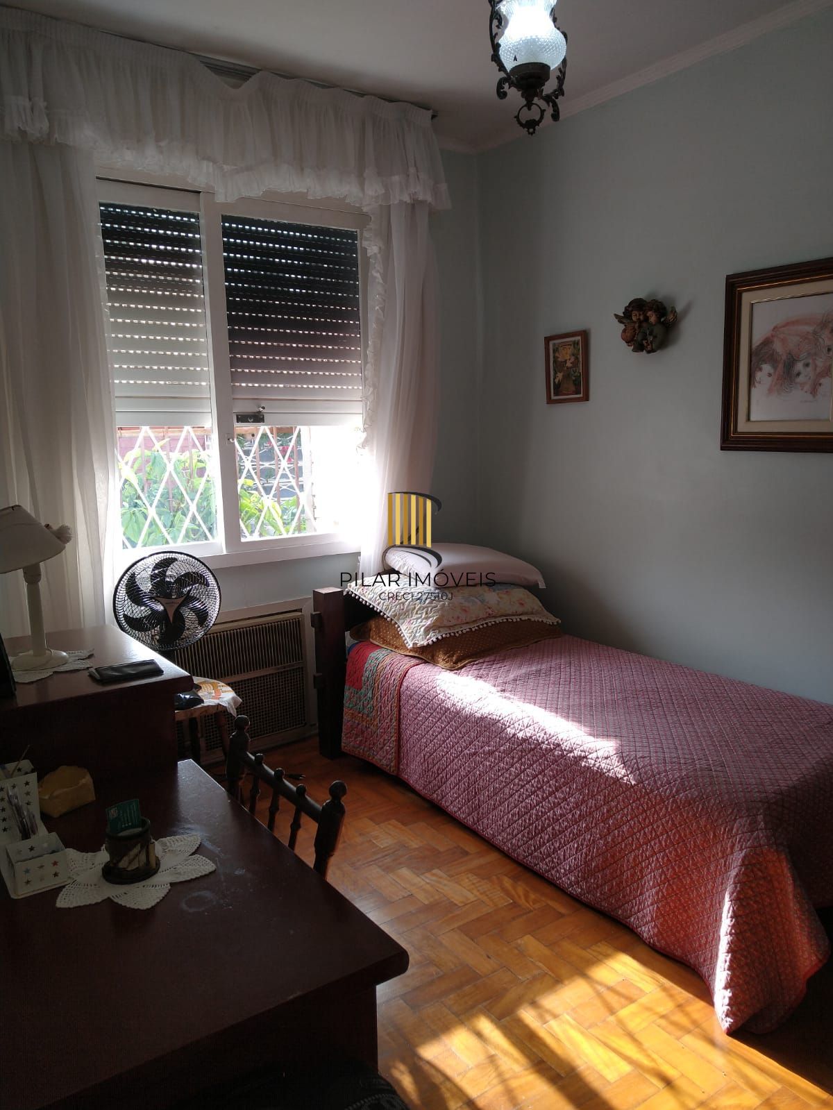 Casa 4 dormitórios no bairro Santa Tereza