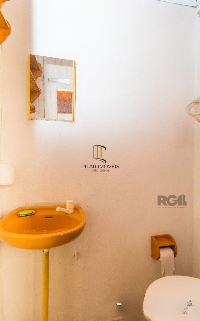 Casa de 127m², bairro menino deus