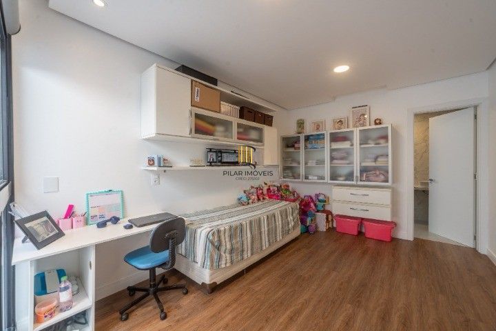 Casa 3 dormitórios no bairro Jardim Isabel