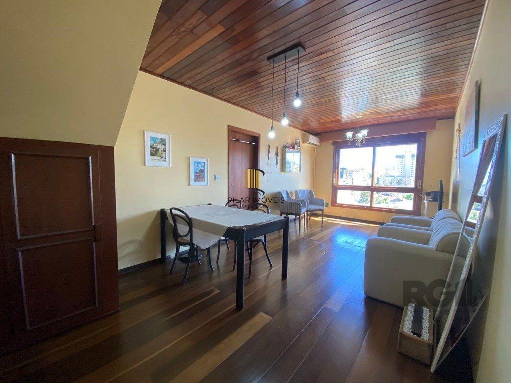 Cobertura Duplex para Venda - 269,97², 3 dorm, 1 suite, 2 vagas - Menino Deus