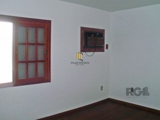 Casa para Venda - 218m², 5 dormitórios, sendo 1 suites, 2 vagas - Vila Nova