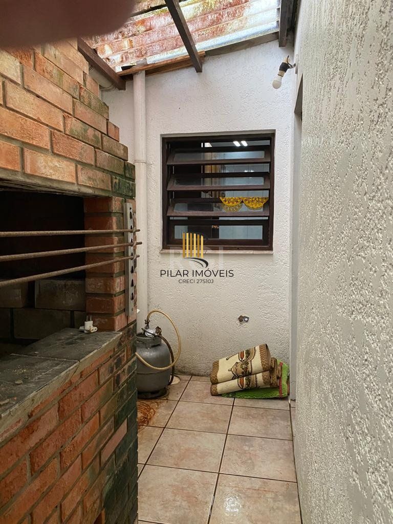 Casa para Venda - 330m², 6 dormitórios, 3 vagas - Cavalhada