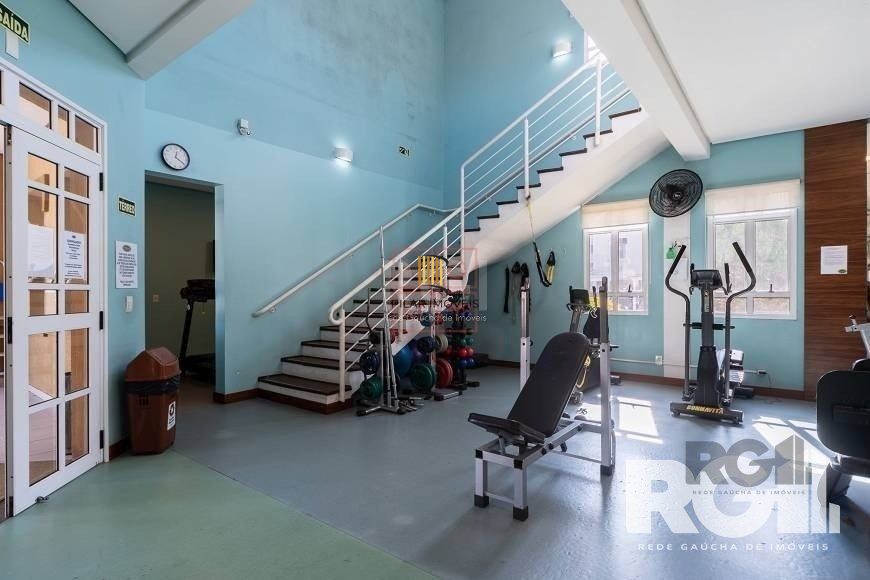 Casa em Condomínio, 157m², 4 dormitórios, 2 vagas no bairro Sarandi