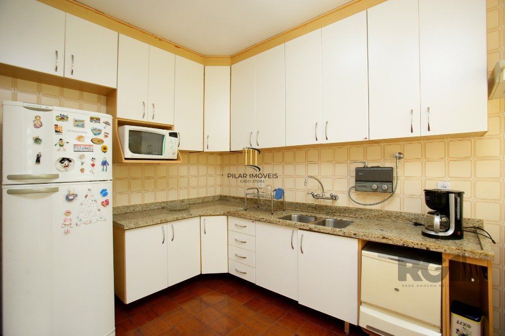 Casa 3 dormitórios no bairro Jardim  Botânico