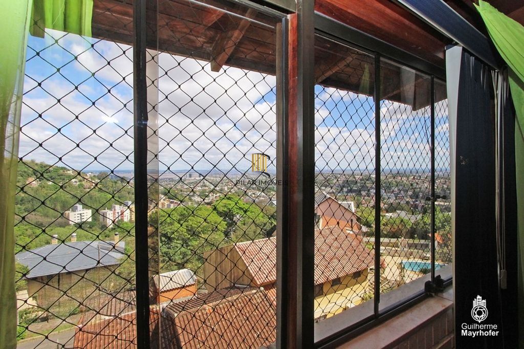 Casa para Venda -  3 dormitórios, sendo 1 suites, 2 vagas - São Caetano
