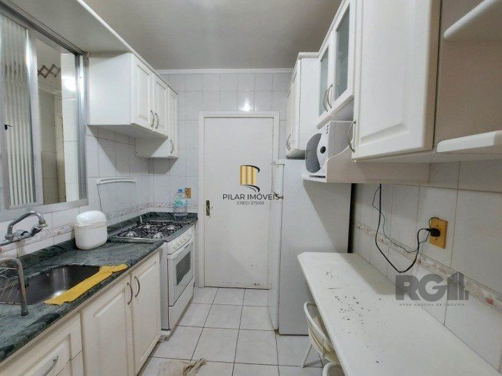 Apartamento com 2 quartos com suite e  1 vaga na Felix da Cunha em Porto Alegre