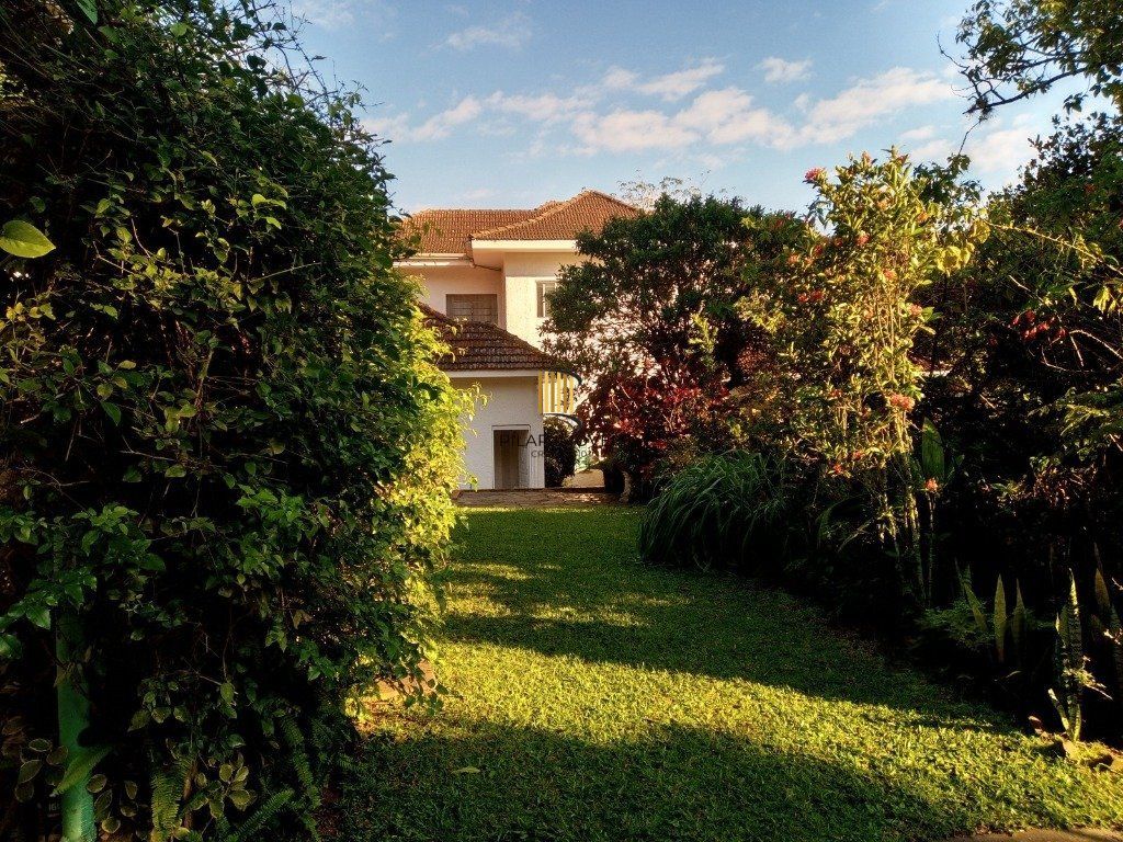 Casa 4 dormitórios no bairro Cristal