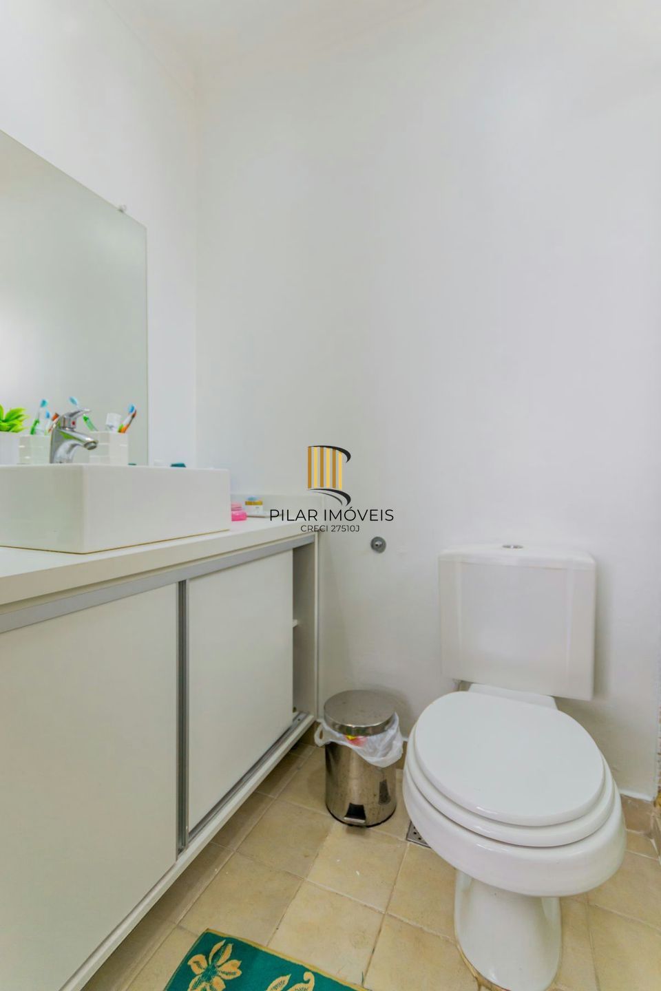 Apartamento de 3 dormitórios à venda em Passo D'areia, Porto Alegre.