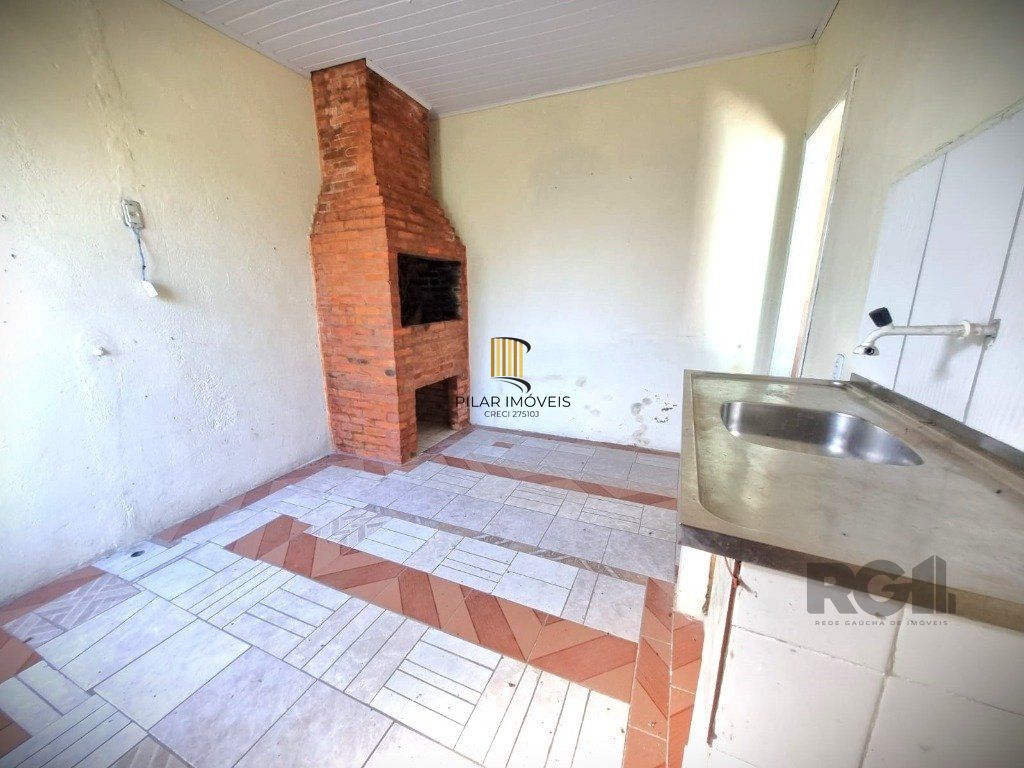 Casa 4 Dormitório(s) Bairro Nonoai