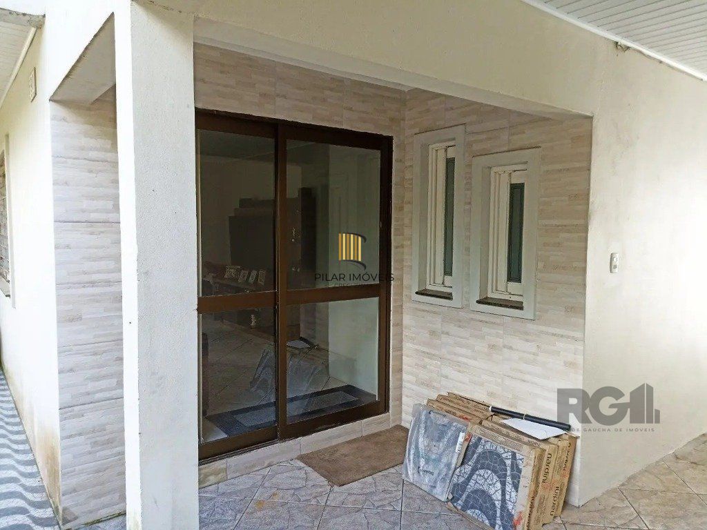 Casa com 3 dormitórios no bairro  Costa e Silva