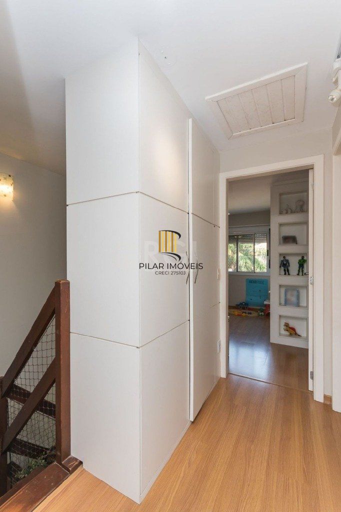 Casa Condominio para Venda - 178,00 m², 3 dormitórios, sendo 2 suites, 2 vagas - Alto Petrópolis