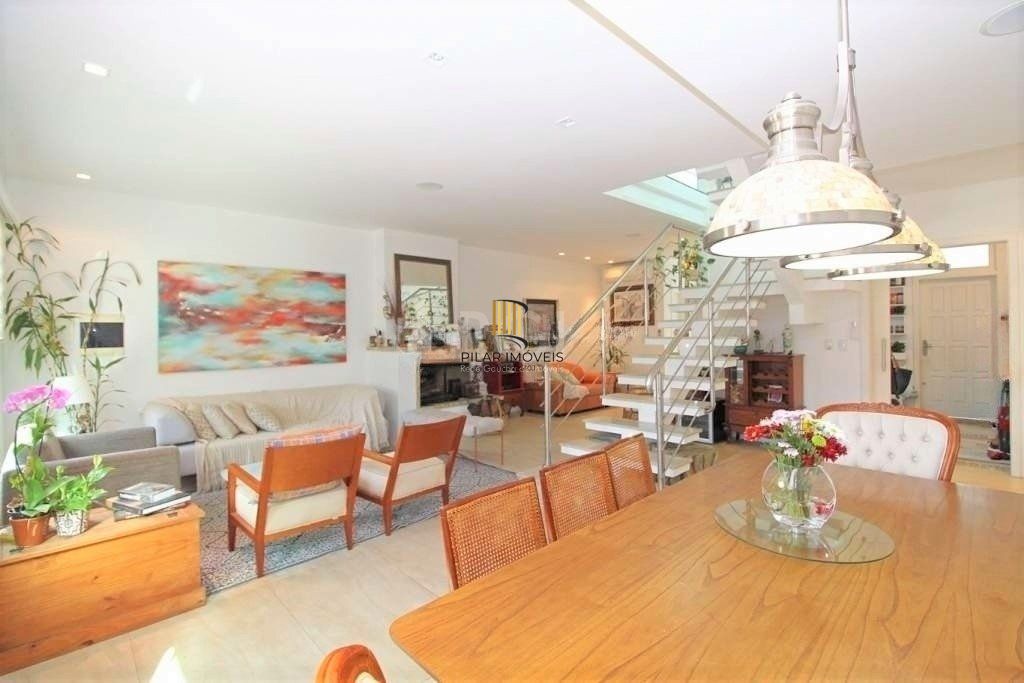 Casa de 317m², bairro jardim Lindoia - Pilar Imóveis