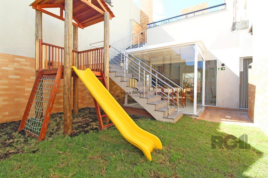 Apartamento 3 dorms à venda Rua Roque Calage, Passo da Areia - Porto Alegre