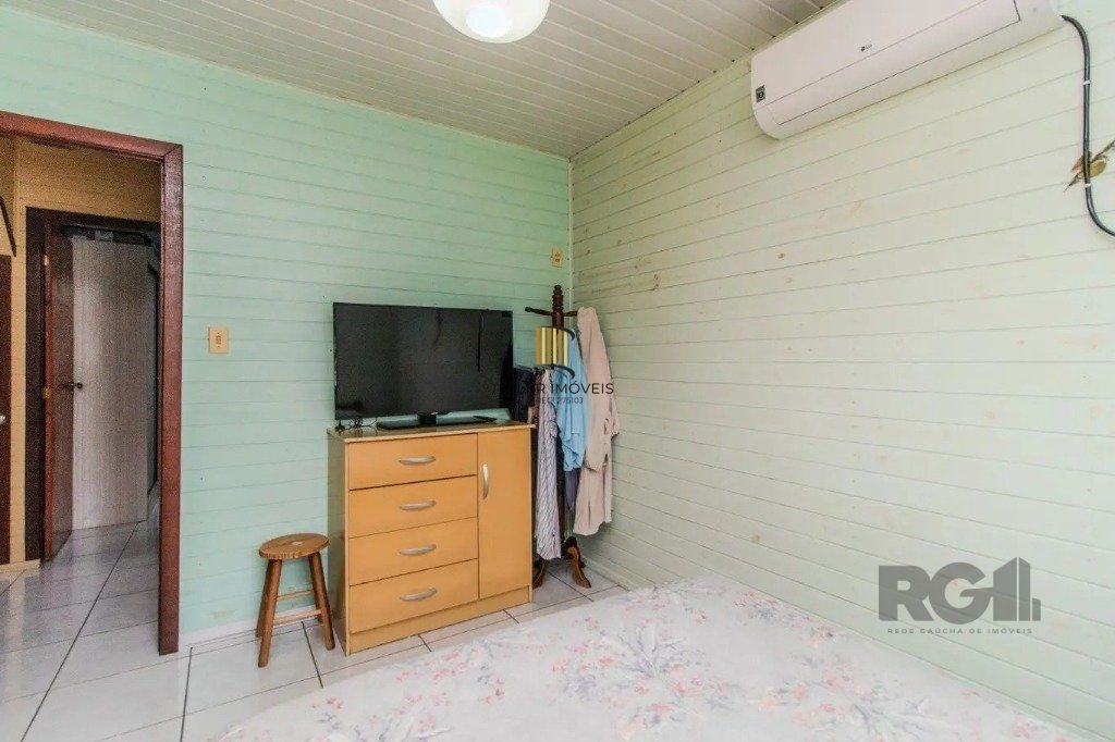 Casa com 3 dormitórios no bairro Partenon